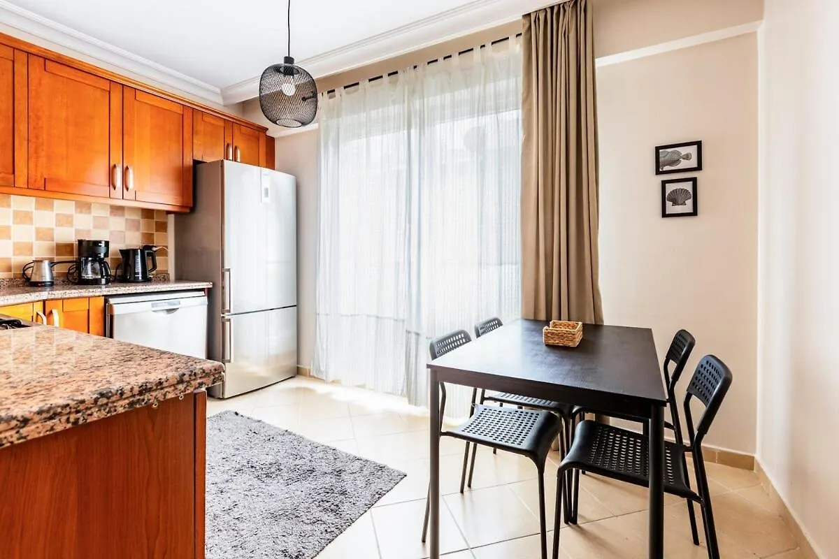 Gorgeous 3 Bedroom Flat - No8 Estambul Apartamento