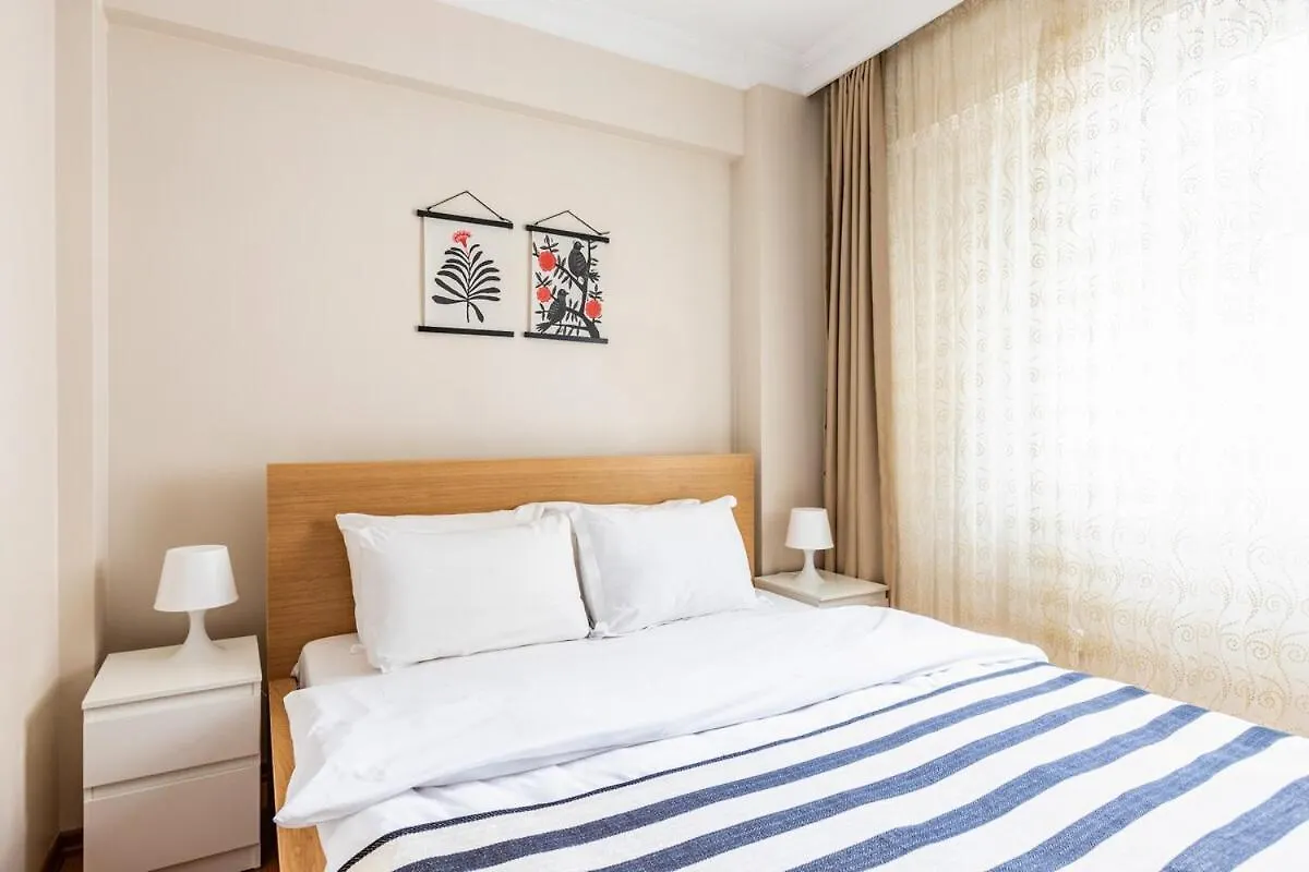 Gorgeous 3 Bedroom Flat - No8 Estambul 0*,  Turquía