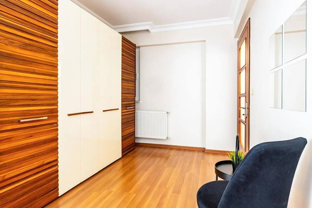 Gorgeous 3 Bedroom Flat - No8 Estambul 0*,